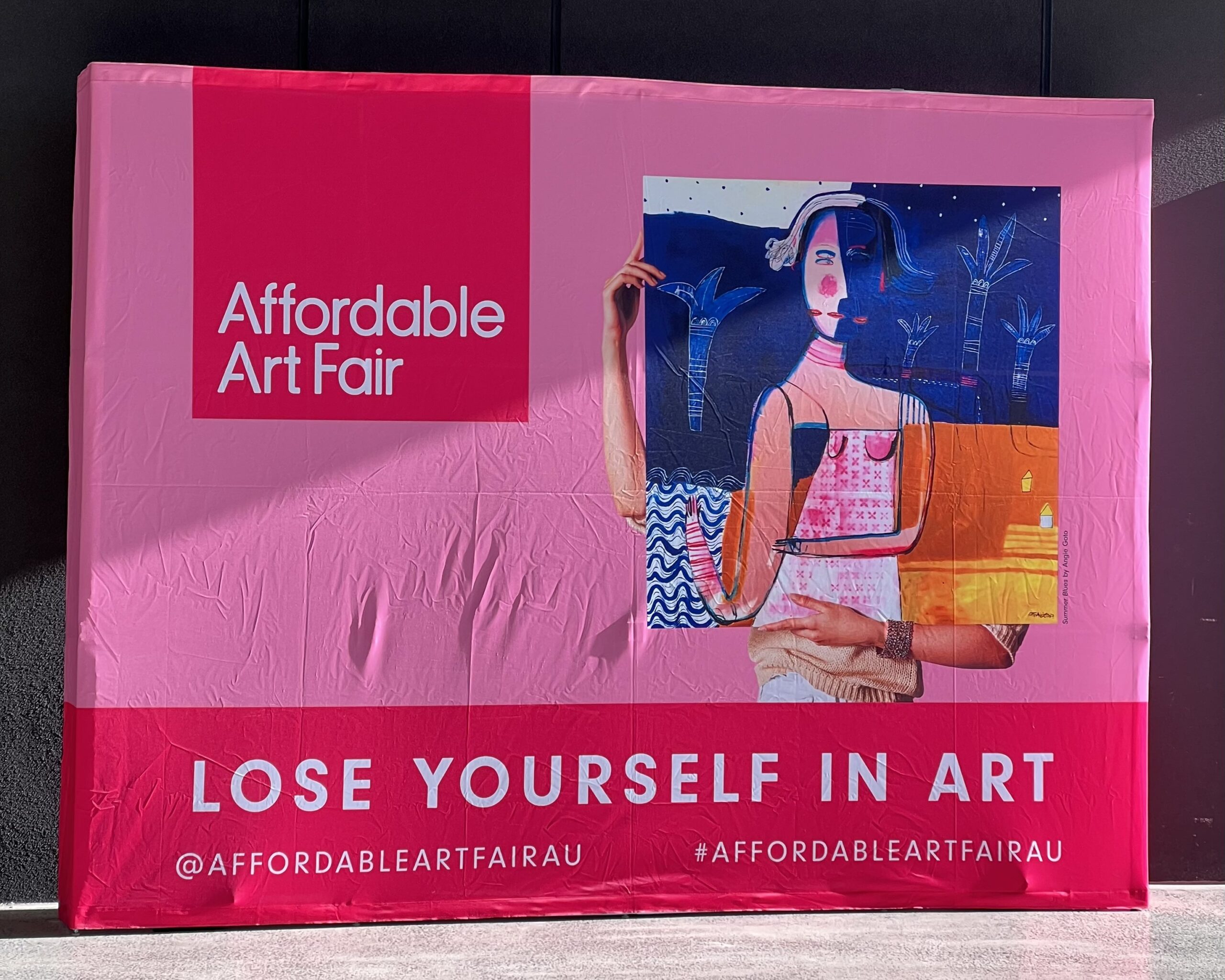 How to hang artworks at art fairs and art exhibitions (Title here
